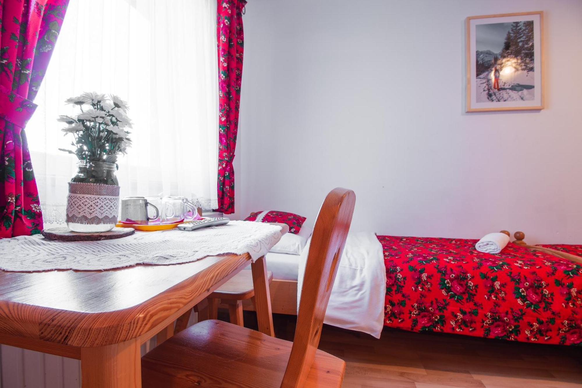 Pokoje Goscinne Goraleczka Szaflary Extérieur photo